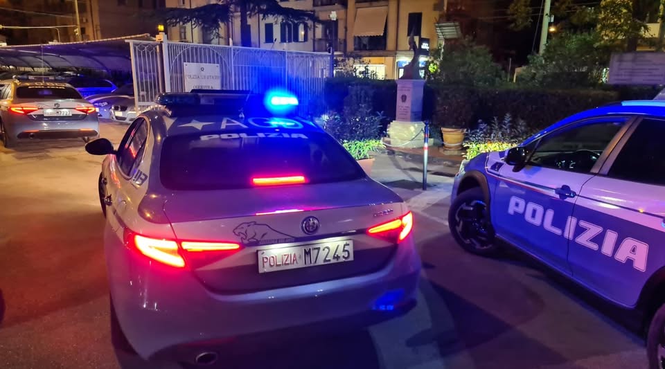 Caltanissetta, aggredisce la madre e poi si scaglia contro gli agenti: arrestato 35enne dalla Polizia