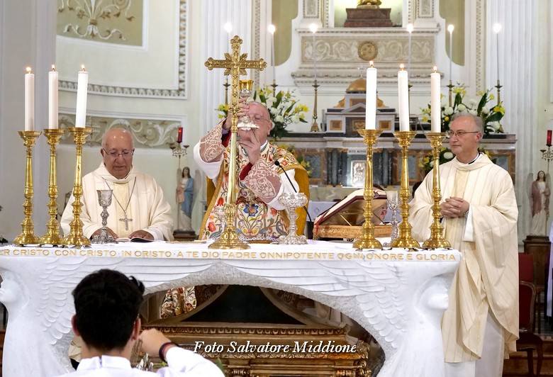 Serradifalco. Festeggiato il 180° anniversario della Dedicazione della Chiesa Madre