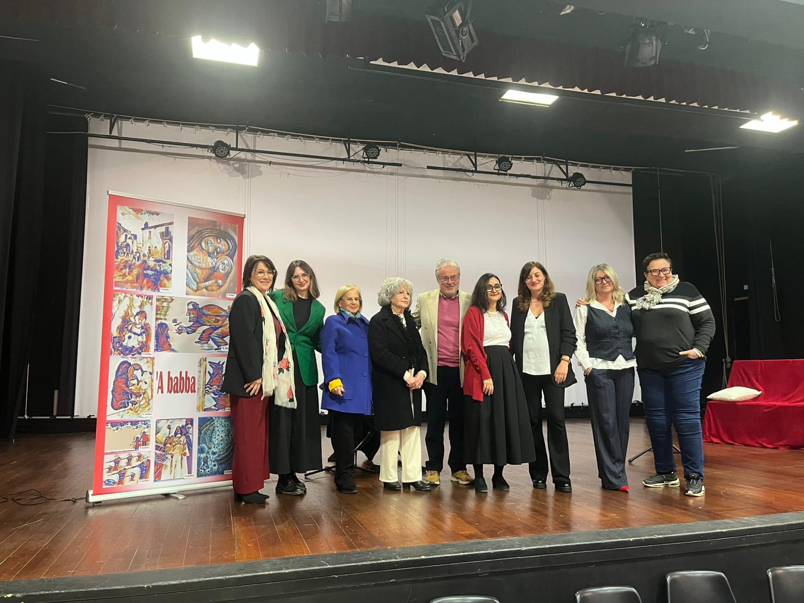 Serradifalco. Al Teatro “De Curtis” applausi a scena aperta per la presentazione del libro “A Babba” e per l’omonimo spettacolo