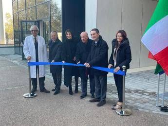 A Milano inaugurato l’Ieo 3, una casa da 40 milioni per la chirurgia hi-tech anticancro