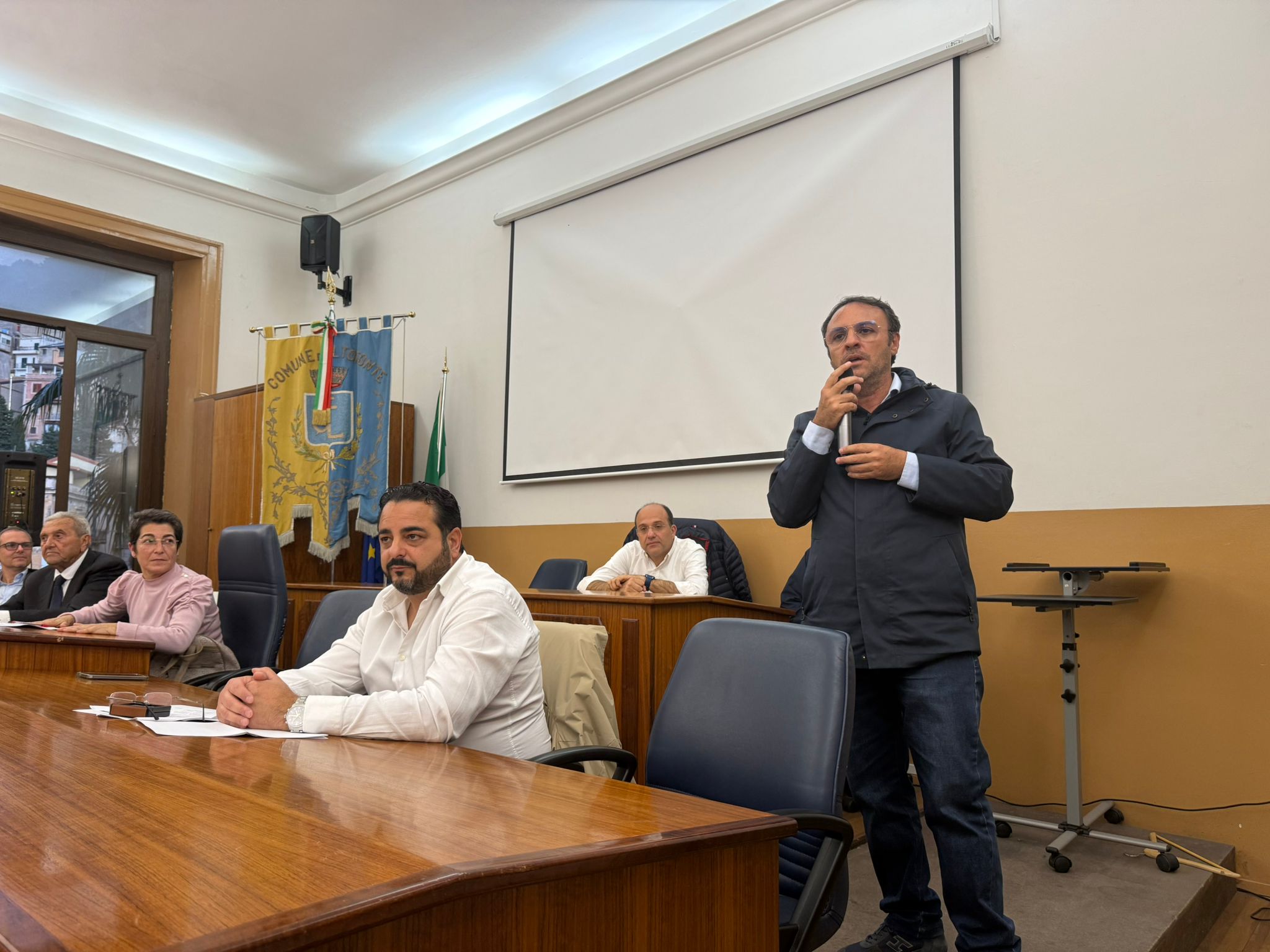 Acqua ad Altofonte, Figuccia(Lega): “Sostenere i piccoli comuni, più fondi regionali per la gestione delle reti idriche”