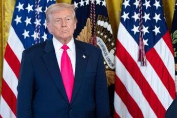Bbc si scusa con Trump, ma respinge le richieste di risarcimento da un miliardo di dollari