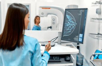 Cancro seno, Fondazione Aiom: “Ogni anno in Veneto 5.200 nuovi casi”