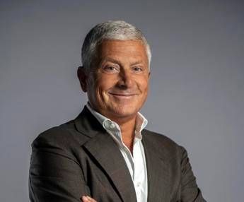 Farmaceutica: ‘quando un side business diventa core business’, 60 anni di Petrone Group