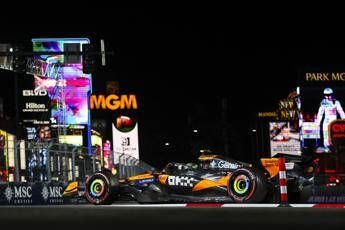 Formula 1, Norris in pole a Las Vegas. Ferrari lontana, la griglia di partenza