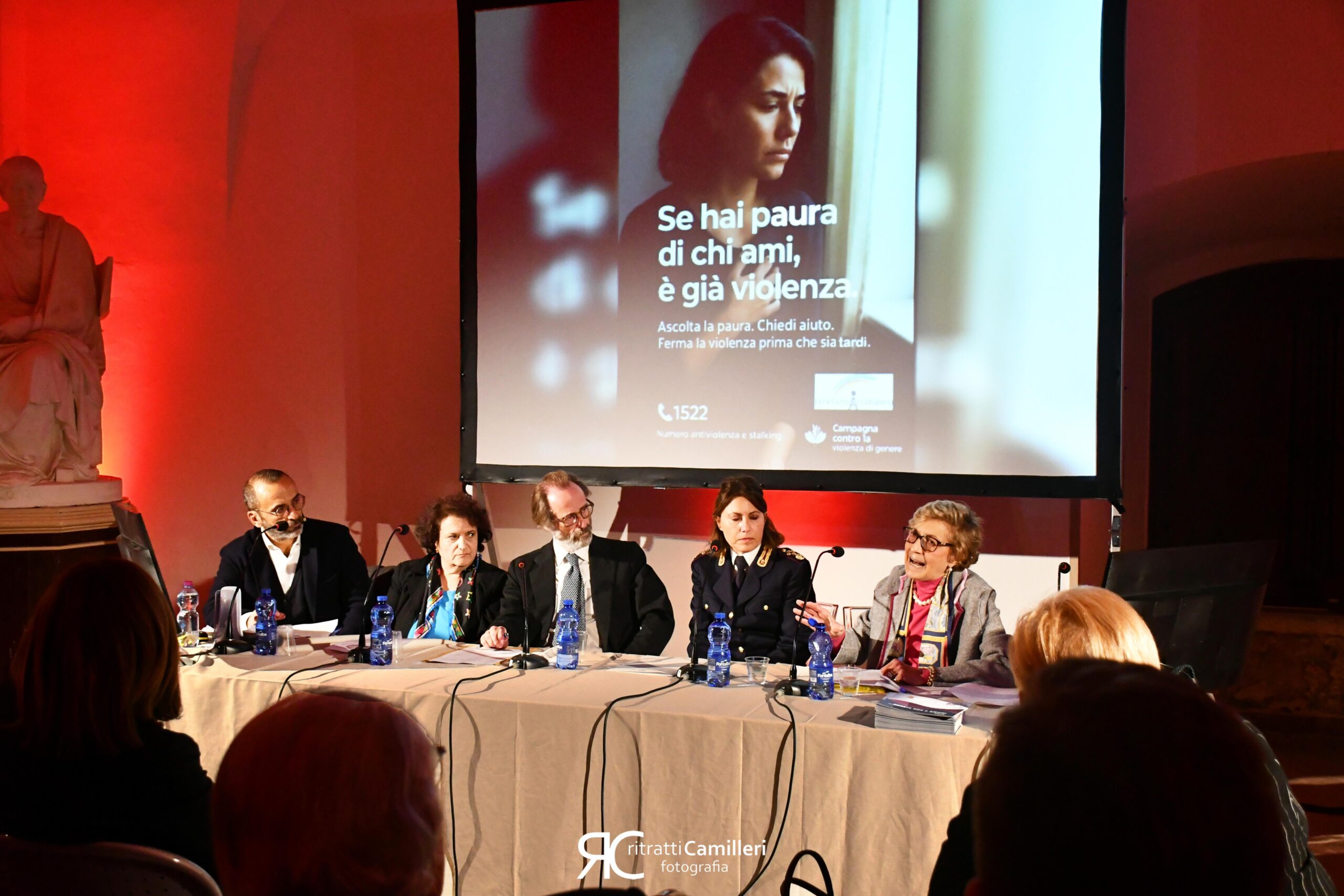 Anteprima nazionale a Caltanissetta, l’iniziativa di Telefono Arcobaleno con il supporto di Tenute Navarra: “Violenza di genere e giustizia. Cinque anni di Codice Rosso tra norma, cultura e società”