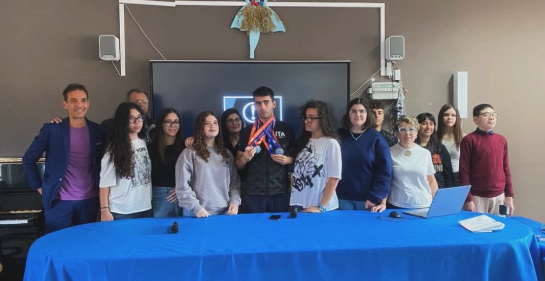 Premiato il giovane campione mondiale Salvo Bianca al Liceo “Vittorini” di Gela