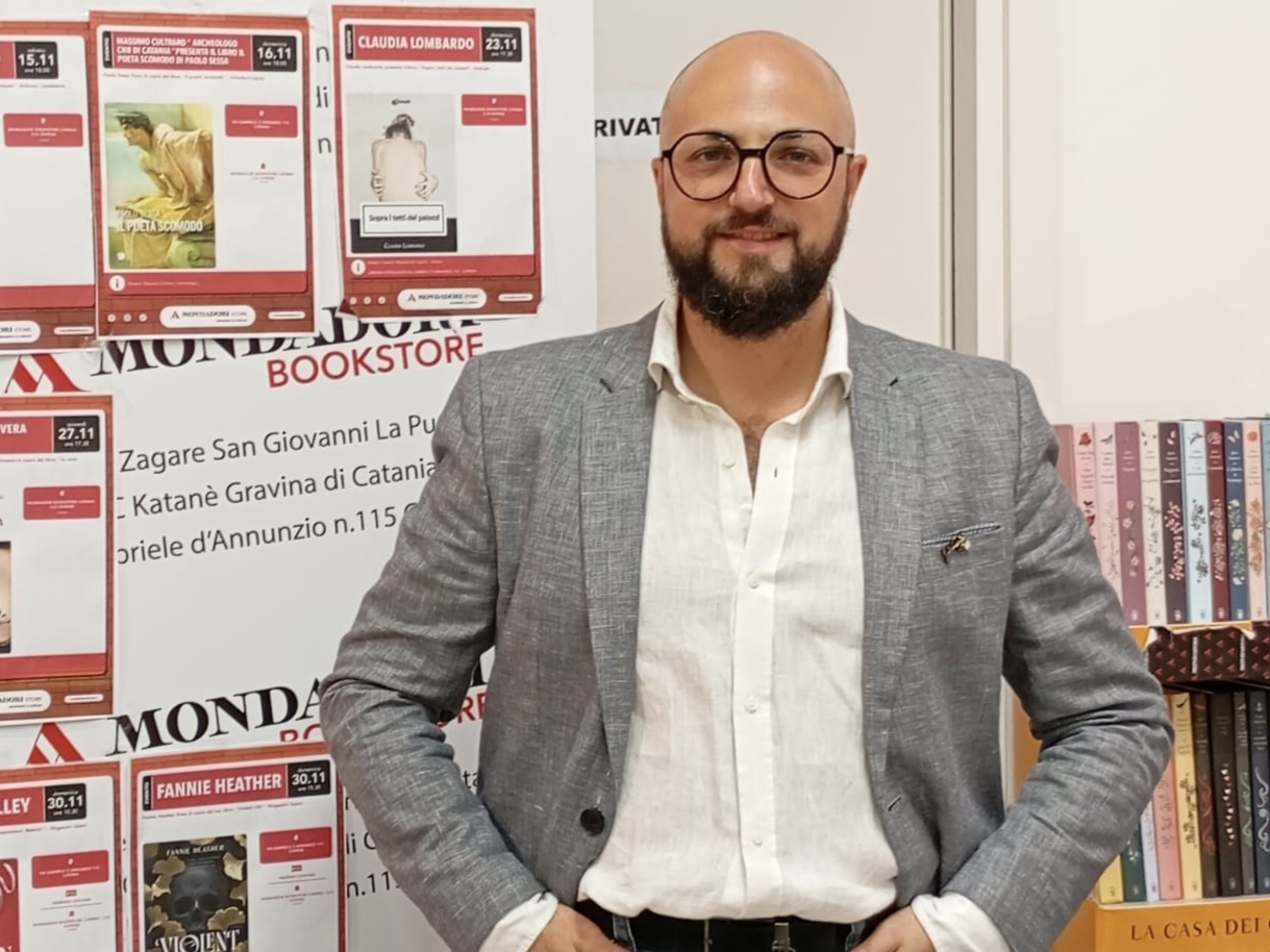 Michele Ardilio presenta a Caltanissetta “La Vergogna della Fontana”: un noir siciliano tra mistero, ironia e identità