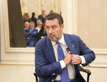 Manovra, Salvini. “E’ buona ma può essere migliorata. Emendamenti Lega per allargare platea rottamazione”