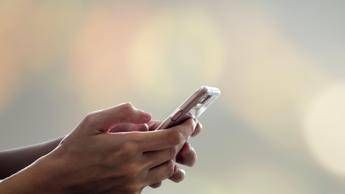 Porno online, stretta in vigore: nuove regole da oggi