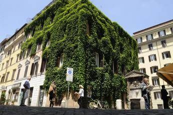 Roma, i residenti del rione Borgo contro il parcheggio sotterraneo: “Faremo ricorso al Tar”