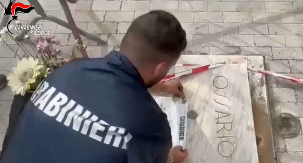 Nel Catanese sequestrate le aree di un cimitero per carenze igienico-sanitarie