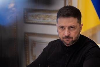 Ucraina-Russia, Zelensky: “Non c’è piano di pace concordato”