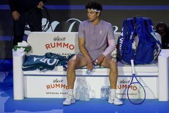 “Vai Felix” e fischi per Shelton: lo ‘strano’ tifo alle Atp Finals senza Sinner e Musetti
