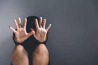 Violenza su donne, l’allarme: 79 nuove sostanze psicoattive usate per aggredirle