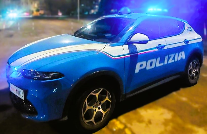 Calci, pugni e morsi agli agenti durante un controllo: arrestato 20enne a Niscemi