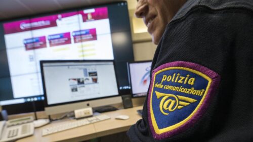 Anziano originario di Enna arrestato dalla Polizia Postale perchè trovato in possesso di oltre 1000 file pedopornografici nel telefonino
