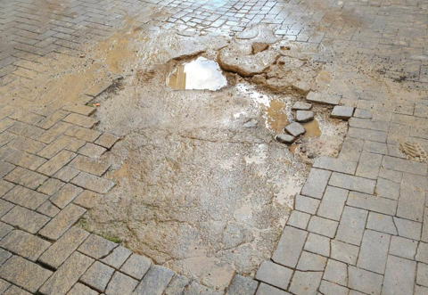 Mazzarino, Vicari e D’Aleo: “La realtà quotidiana ci racconta di strade bisognose di manutenzione”