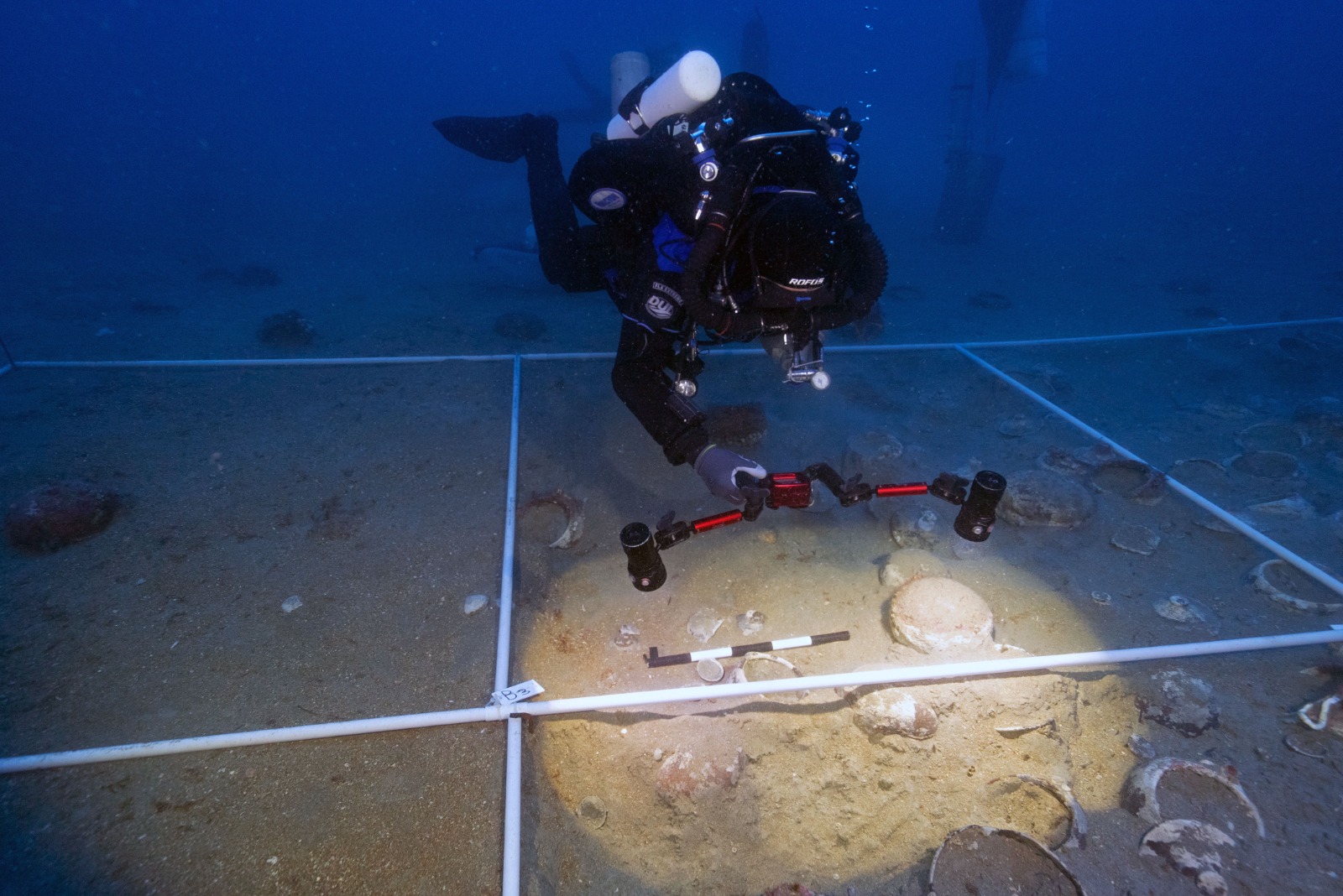 Archeologia, nuove scoperte dalla nave trovata nel Siracusano. Scarpinato: «Proseguiamo nel solco della ricerca scientifica»