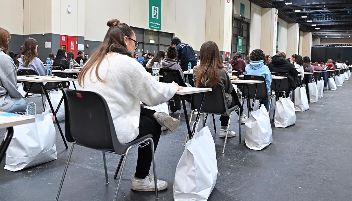 Test di Medicina. Codacons Sicilia studia ricorso al Tar; possibile annullamento della prova: pubblicazione test su Web e Social altera procedura