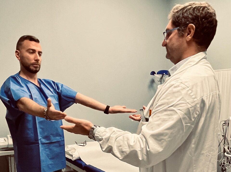 Il Dipartimento Rizzoli-Sicilia di Bagheria cura due 34enni con tecniche all’avanguardia: interventi di precisione e protesi 3D per rimuovere tumori ossei