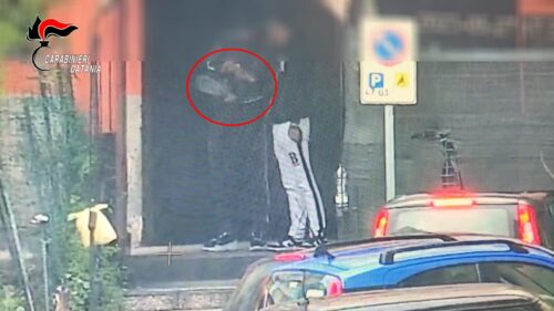 Colpo allo spaccio di droga a Catania, 31 arresti