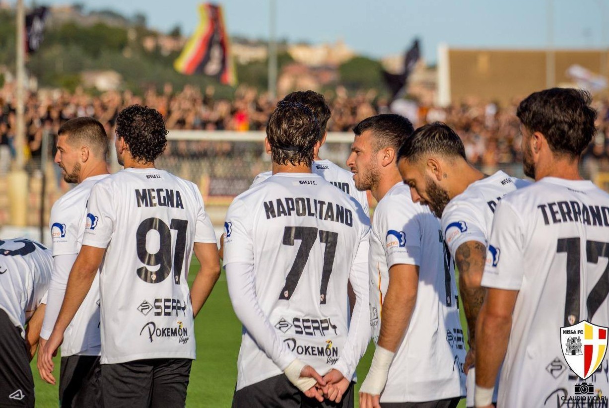 Per Nissa – Sambiase il grande tifo biancoscudato pronto a riempire il “Tomaselli”: ecco il prezzo dei biglietti