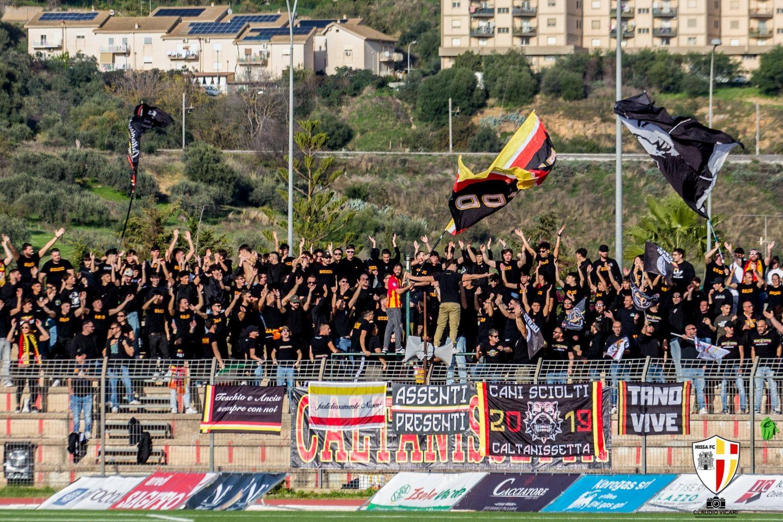 Serie D. Derby Enna – Nissa senza tifosi biancoscudati: disposto divieto di vendita biglietti a residenti della provincia di Caltanissetta