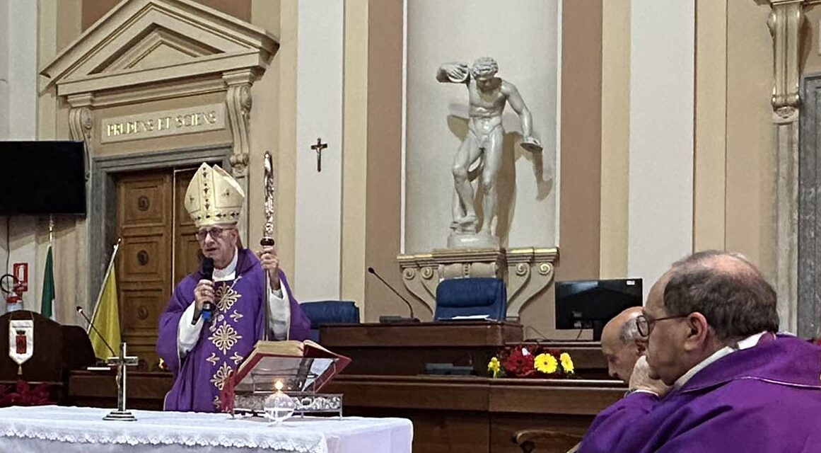 Caltanissetta, il Vescovo Russotto: “Lavorare con zelo e accogliere l’altro con un sorriso, l’umanità è un bene prezioso”