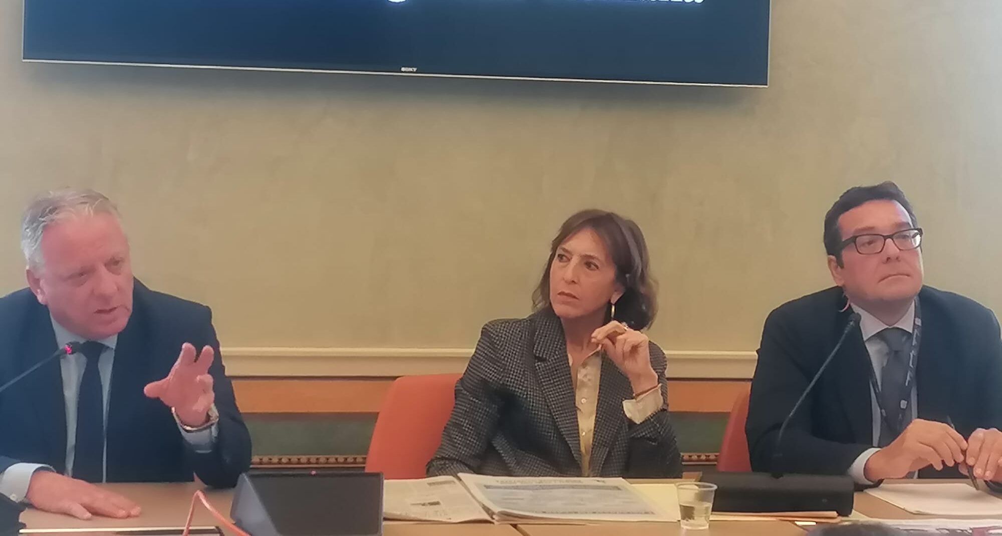 Anci Sicilia: “Aumentano i bisogni sociali, calano i fondi per i Comuni”