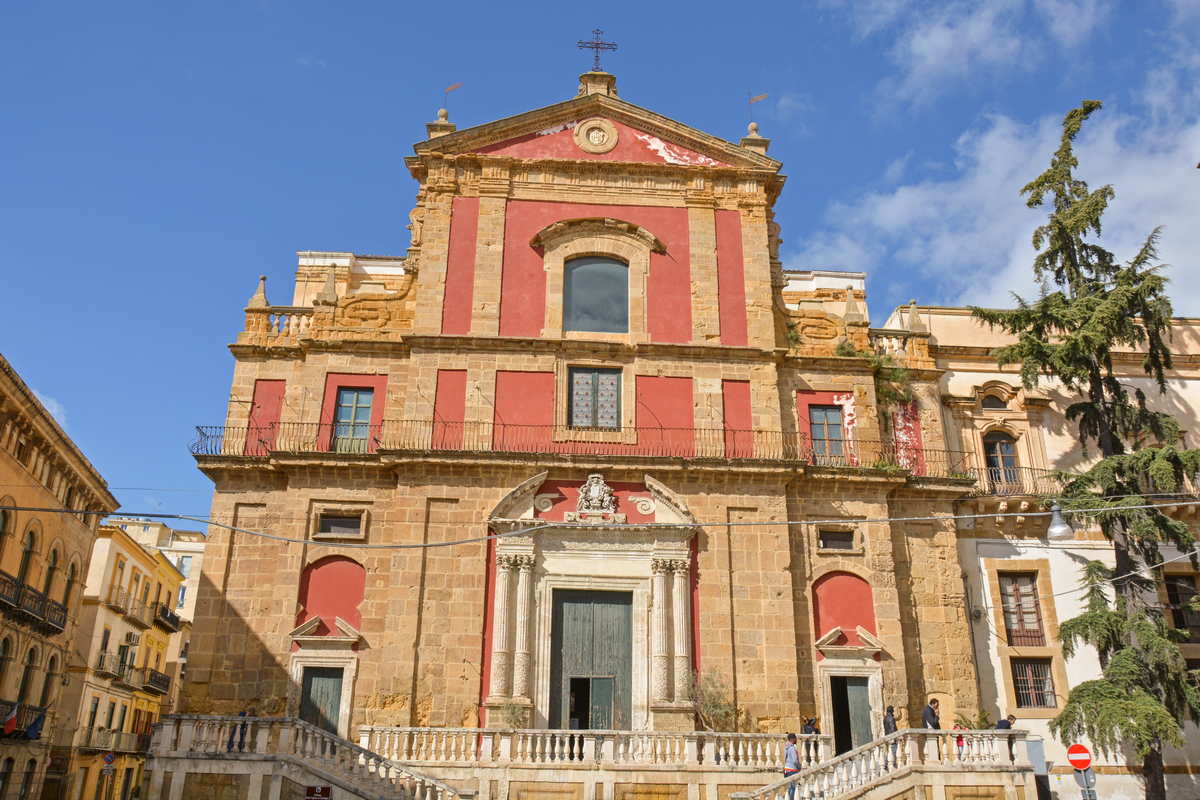 Presentazione del libro “Vita in Cristo” di Padre Fernando Bauwelz  parroco Chiesa Sant’Agata a Caltanissetta