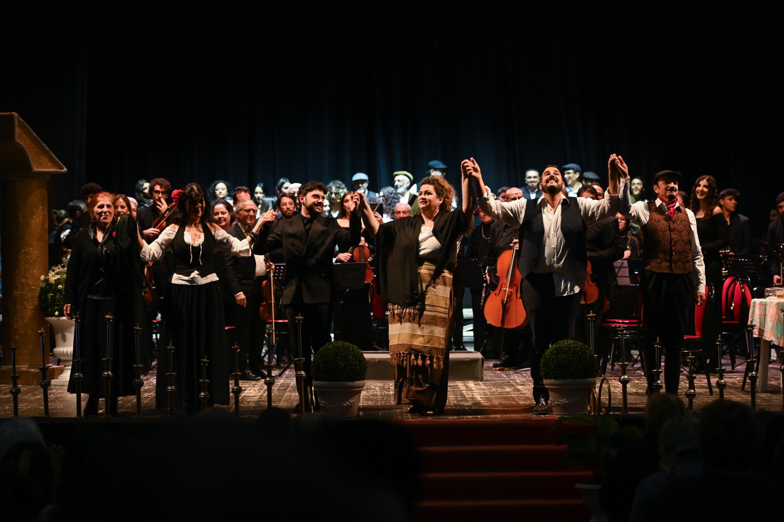 Caltanissetta, trionfo per Cavalleria Rusticana: oltre 5 minuti di applausi per la Giovane Orchestra Sicula