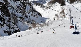 Incidente funivia a Macugnaga, due feriti e 100 persone bloccate a monte