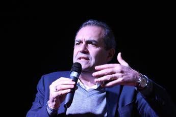 Luigi De Magistris: “Mi ricandido sindaco di Napoli, partita aperta con Manfredi”