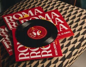 ‘Roma (Non si discute, si ama)’, l’inno di Venditti compie 50 anni e torna in digitale