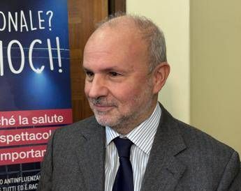 Schillaci: “50% over 65 vaccinati, in linea con lo scorso anno”