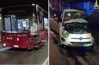 Scontro tra auto e bus ad Acilia: morta 27enne, ferita l’amica
