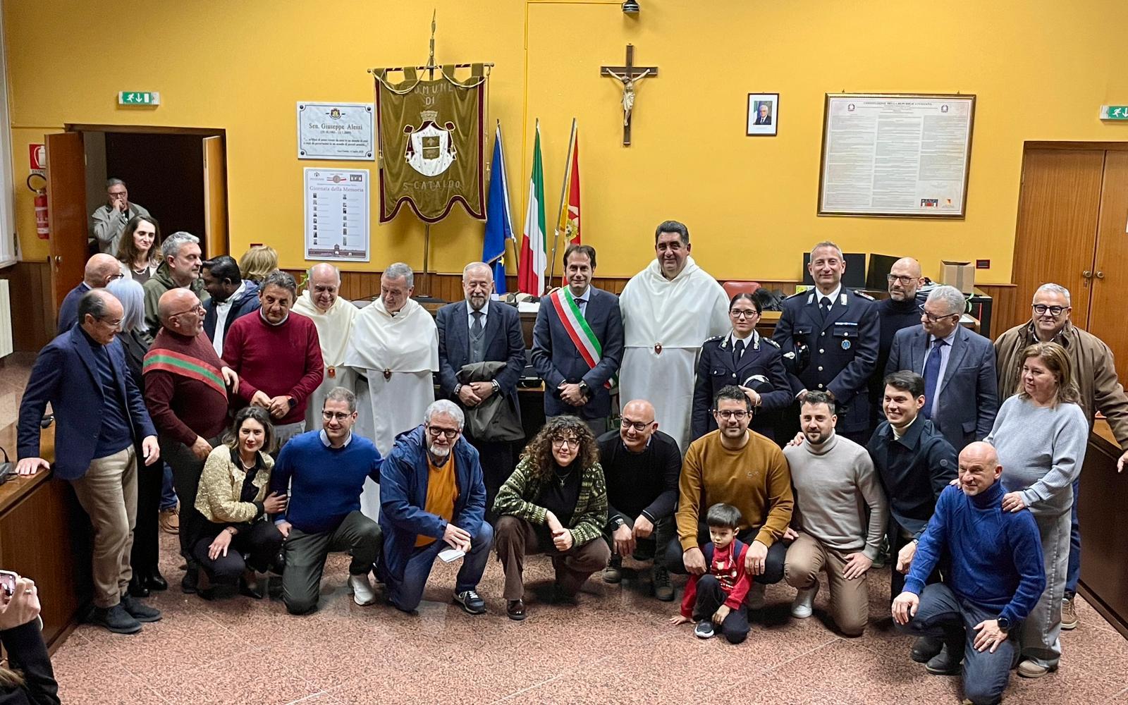 San Cataldo conferisce la Cittadinanza Onoraria a Padre Salvatore Enrico Schirru