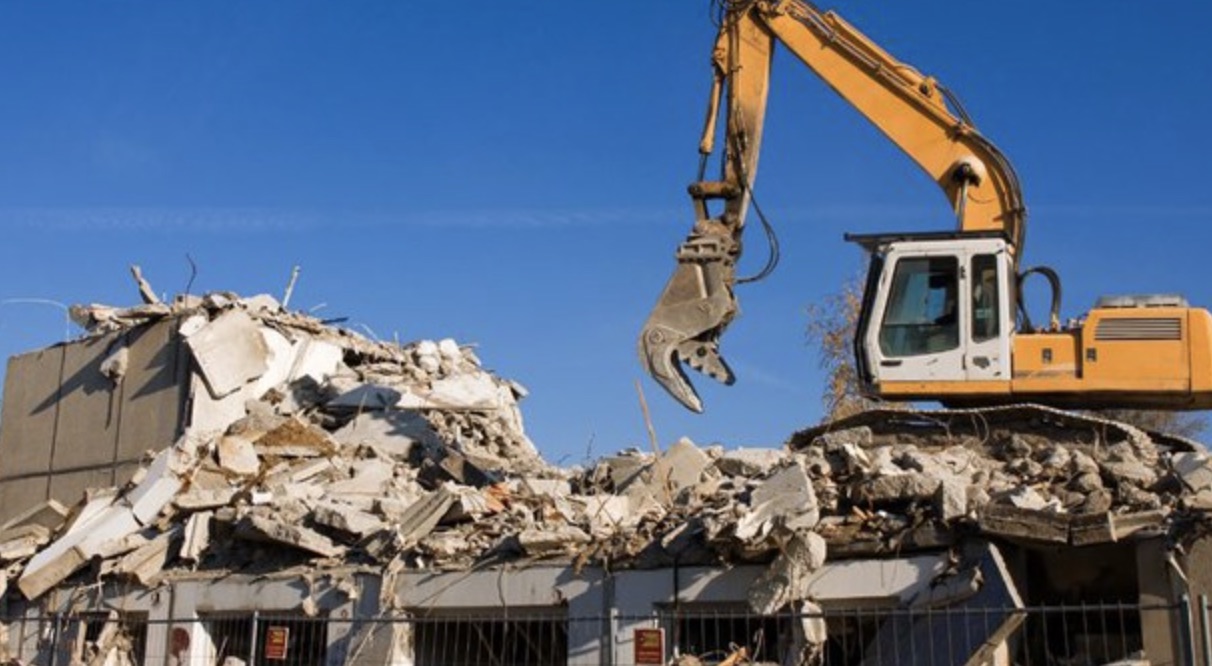 Lotta all’abusivismo edilizio: più risorse ai Comuni per  demolizione immobili illegali. Conferenza stampa il 3 dicembre all’Ars di Legambiente, Anci, M5S e PD