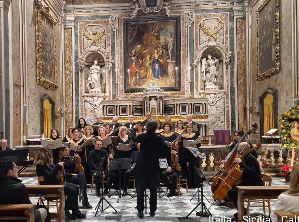 Caltanissetta. Il 20 dicembre l’Associazione Amici della Musica propone concerto nella Chiesa di Sant’Agata con il duo Carlino – Mantione