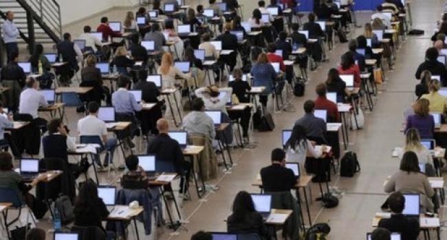 Concorsi, pubblicati dalla Regione bandi per 322 nuovi funzionari e per 832 progressioni verticali