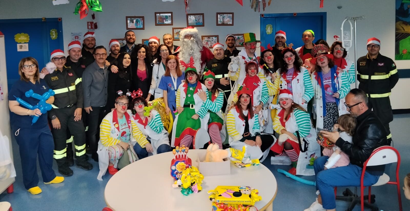 Caltanissetta, Natale solidale: la VI Commissione partecipa alla festa per i piccoli pazienti del reparto di pediatria del Sant’Elia
