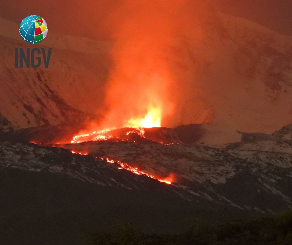 Etna, colata ancora alimentata: fronte lavico a quota 1.420 metri