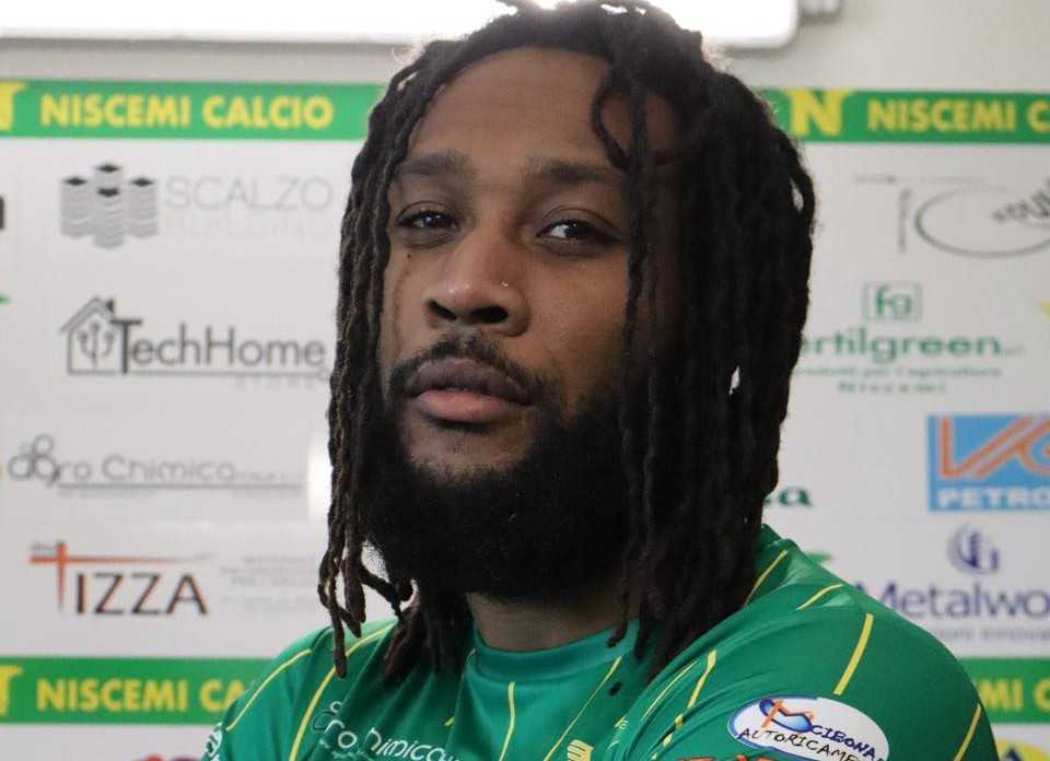 Eccellenza. Spettacolare 2-2 finale per il Niscemi con il Vittoria allo stadio “Pontelongo”: in gol Arquin e Maletic