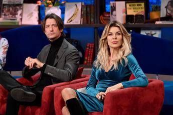 Alba Parietti, il figlio Francesco Oppini: “Io bullizzato per ‘colpa’ di mia madre”