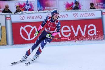 Discesa Crans-Montana annullata per le condizioni della pista, Vonn in ospedale. Cos’è successo