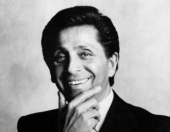 E’ morto Valentino Garavani, l’ultimo imperatore della moda aveva 93 anni
