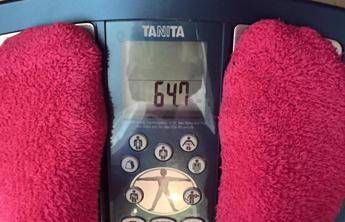 Flop digiuno intermittente, il ‘verdetto’: “Non porta a una maggiore perdita di peso”