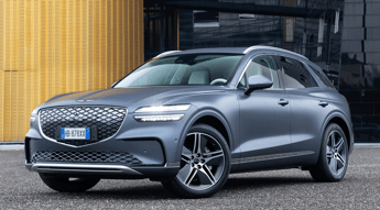 Genesis debutta in Italia