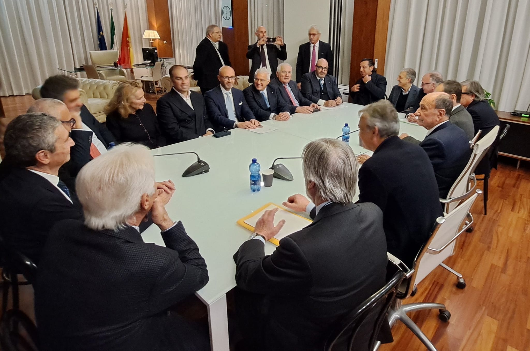 Catania, vertice di Schifani con imprenditori e istituzioni del territorio